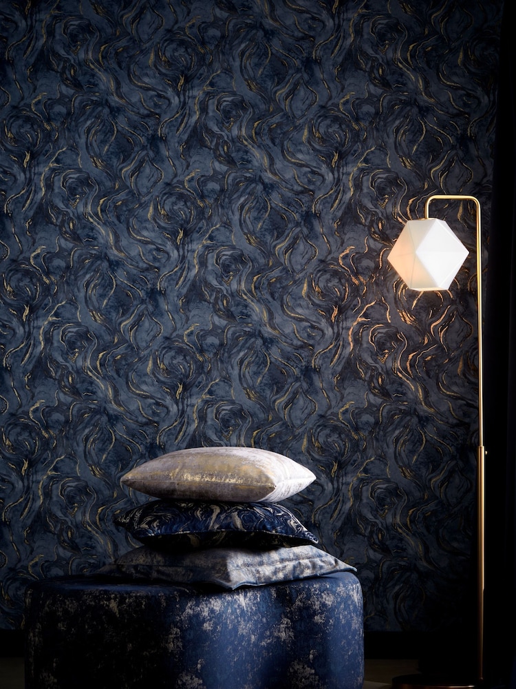 Clarke and Clarke Green Lavico 10.05M Wallpaper - Image 1 of 2