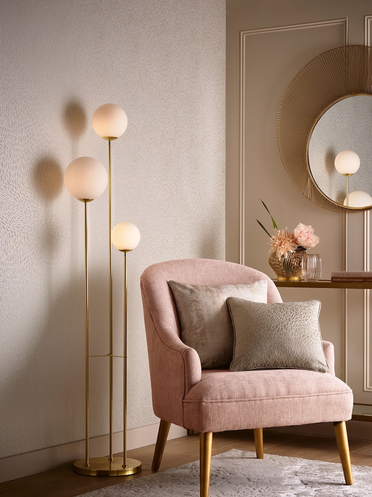 Clarke and Clarke Cream Corallino 10.05M Wallpaper - Image 1 of 2