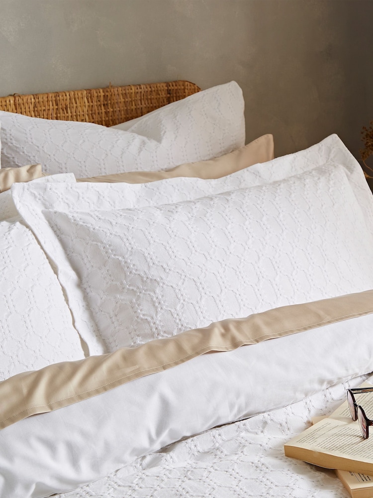Bianca Set of 2 White Waffle 100% Cotton Circle Oxford Pillowcases - Image 1 of 2
