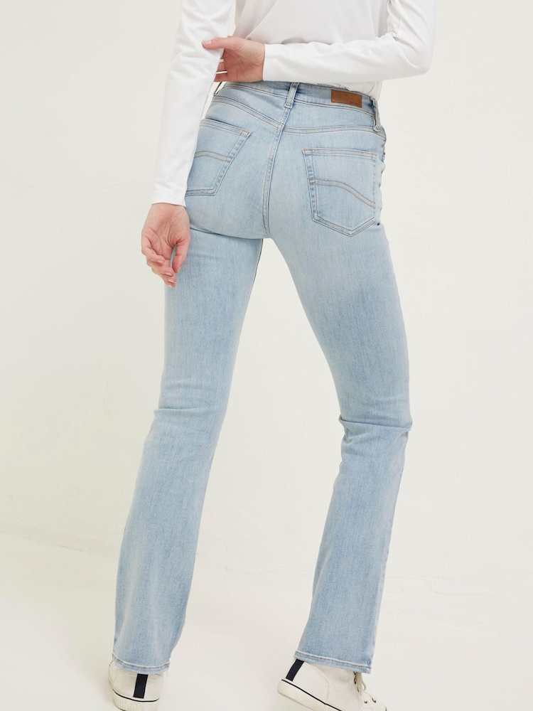 FatFace Brooke Bootcut-Jeans - Bild 2 von 6 FatFace Brooke Bootcut-Jeans - Bild 2 von 6