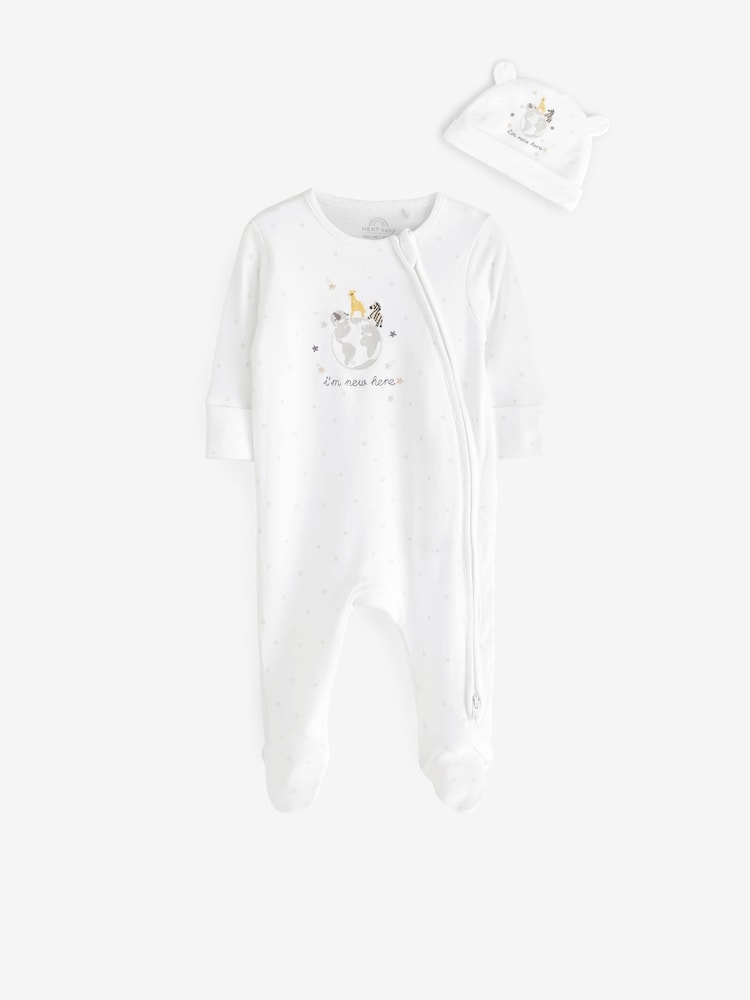 Белый - Im New Here Zip 100% Cotton Sleepsuit and Hat Set (0-9mths) - Изображение 1 из 5