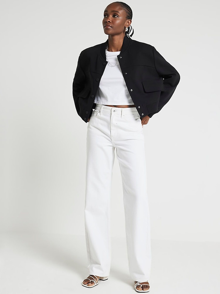 Schwarz - River Islan Bomberjacke in Tailored Fit - Bild 2 von 4 Schwarz - River Islan Bomberjacke in Tailored Fit - Bild 2 von 4