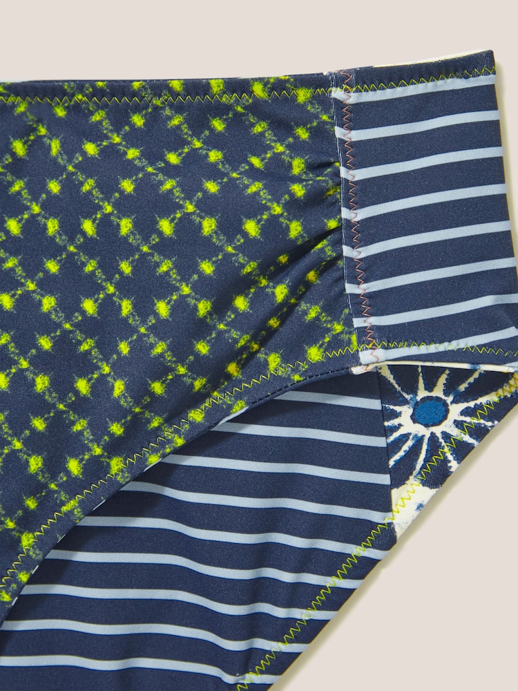 White Stuff Sunshine Wendbare Bikinihose, Blau - Bild 9 von 9