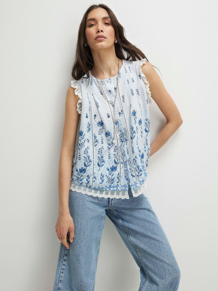 River Island White Sleeveless Lace Trim Floral Blouse - Image 2 of 4 River Island White Sleeveless Lace Trim Floral Blouse - Image 2 of 4