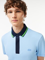 أزرق فاتح - قميص بولو كحلي بحافة متباينة من تشكيلة Paris من Lacoste - صورة 3 من 4