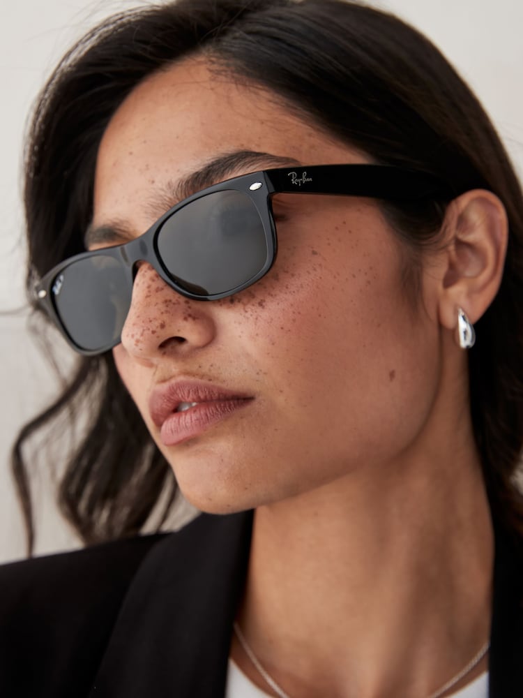 Ray-Ban New Wayfarer Polarised Lens Sunglasses - Image 1 of 14