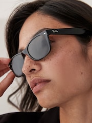 Ray-Ban New Wayfarer Polarised Lens Sunglasses - Image 2 of 14