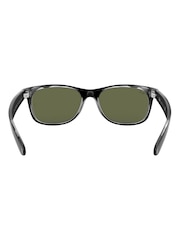 Schwarz & Transparenter Rand - Ray-Ban New Kleine Wayfarer-Sonnenbrille - Bild 12 von 13