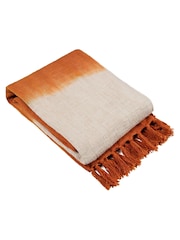 furn. Amber Orange Mizu Dip Dye 100% Cotton Slub Fringed Throw - Image 2 of 3