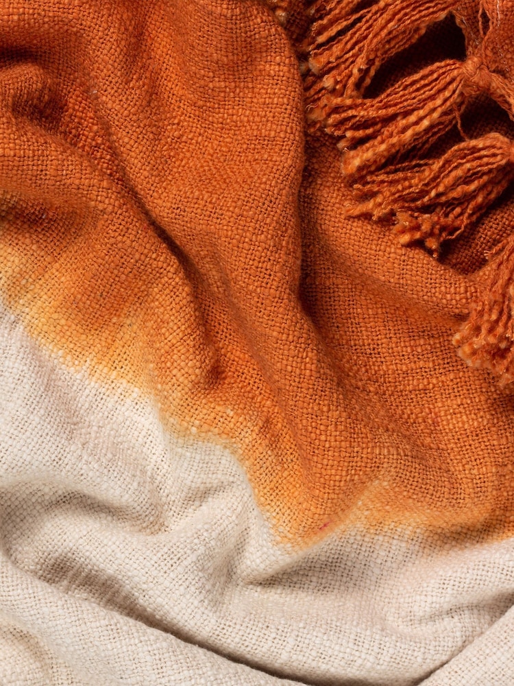 furn. Amber Orange Mizu Dip Dye 100% Cotton Slub Fringed Throw - Image 3 of 3