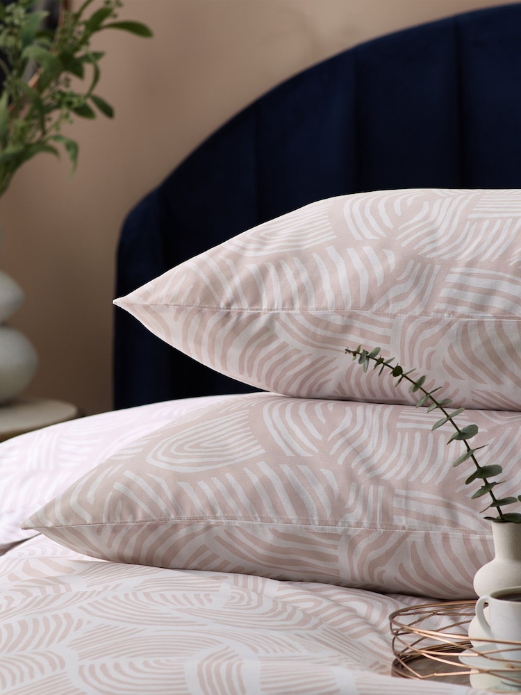 HÖEM Shell Shell Natural Dunes Geometric Reversible Duvet Cover and Pillowcase Set - Image 4 of 4