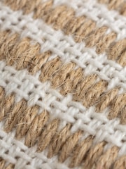 Yard Organik Stripe Cotton Jute Woven Cushion - Imagem 6 de 7