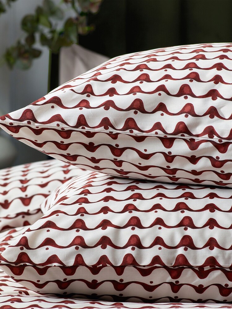 HÖEM Chestnut Brown Chestnut Brown Avery Minimalist Cotton Rich Duvet Cover and Pillowcase Set - Image 4 of 4 HÖEM Chestnut Brown Chestnut Brown Avery Minimalist Cotton Rich Duvet Cover and Pillowcase Set - Image 4 of 4