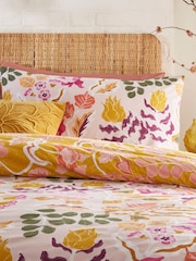 furn. Pink Protea Mediterranean Floral Reversible Duvet Cover and Pillowcase Set - Image 4 of 4