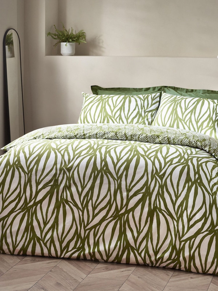 HÖEM Olive Green Olive Green Frond Minimalist Botanics Cotton Rich Duvet Cover and Pillowcase Set - Image 2 of 4