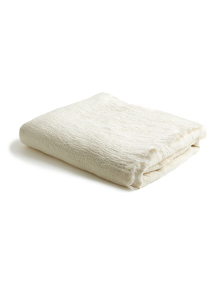 Piglet in Bed Crinkle 100% Linen Throw - Image 2 of 4