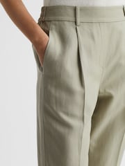 Reiss Khaki Shae Taper Tapered Linen Trousers - Image 4 of 6