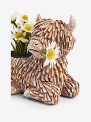 Green Hamish the Highland Cow with Artificial Daisies - Image 4 of 4