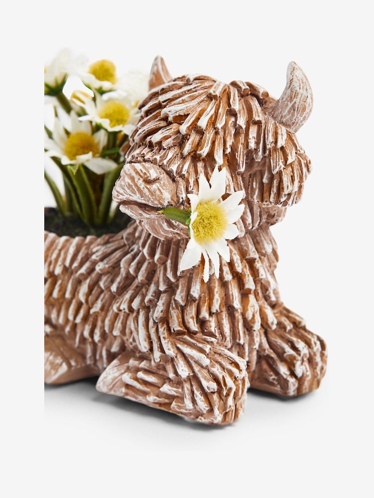 Green Hamish the Highland Cow with Artificial Daisies - Image 4 of 4