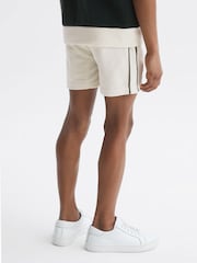 Reiss Ecru Fredericks Senior Towelling Drawstring Shorts - Image 5 of 6
