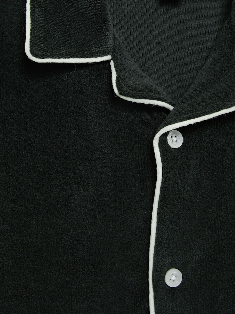 Reiss Green Defoe Senior Towelling Cuban Collar Shirt - Image 6 of 6