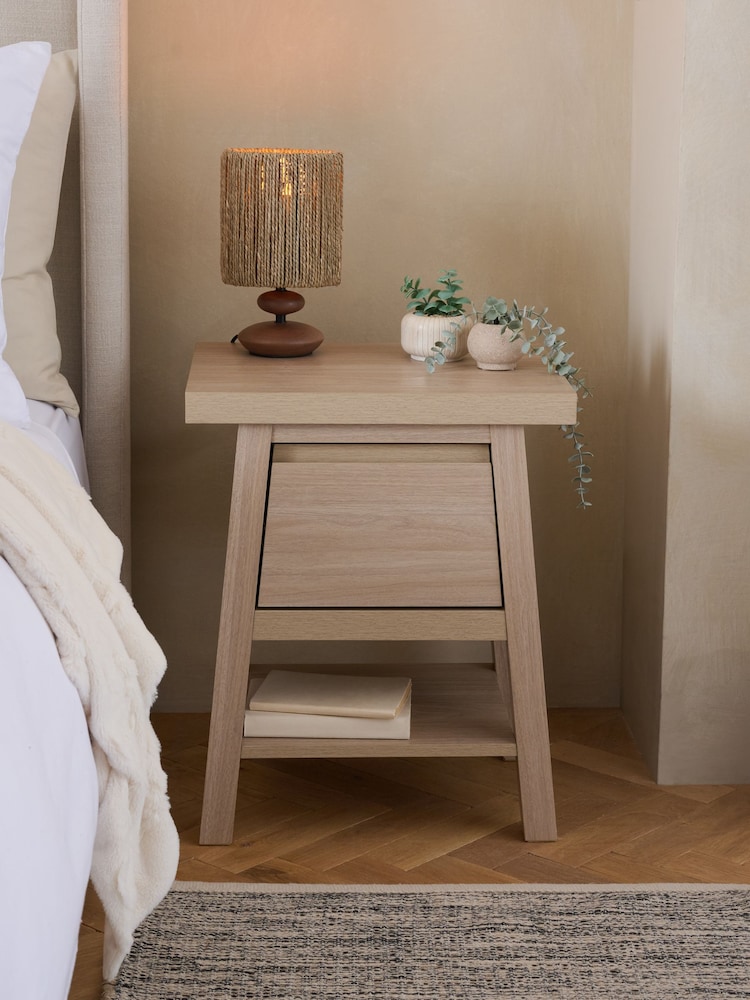 Mid Natural Oti Oak Effect 1 Drawer Bedside Table - Image 2 of 6