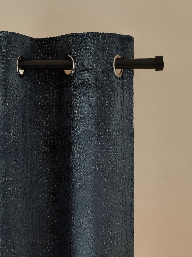 kolekcija Luxe Heavyweight Cut Velvet Eyelet Lined zavese - Slika 6 iz 6 kolekcija Luxe Heavyweight Cut Velvet Eyelet Lined zavese - Slika 6 iz 6