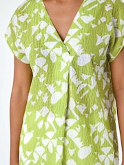Roman Green Geometric Crinkle Textured Top - Image 5 of 5