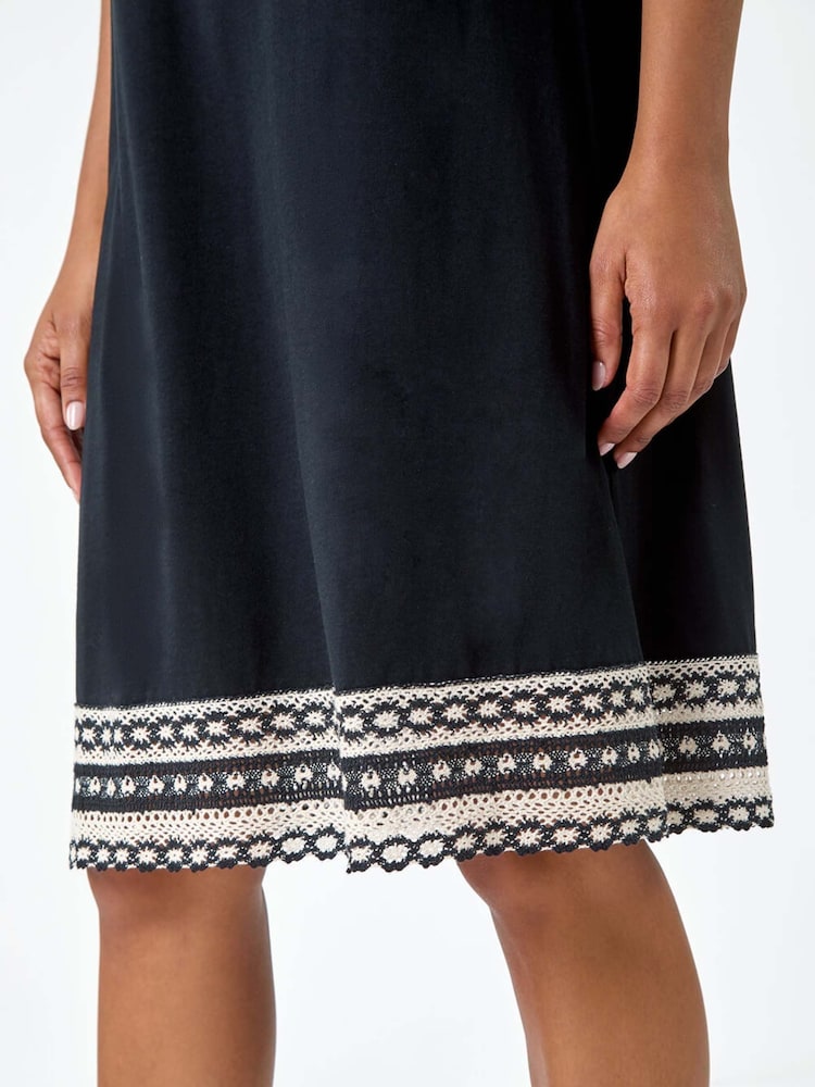Roman Black Embroidered Trim Stretch Jersey Shift Dress - Image 2 of 5
