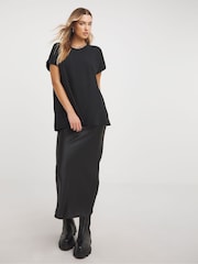 Simply Be Black Slouchy Dip Back T-Shirt - Image 1 of 3