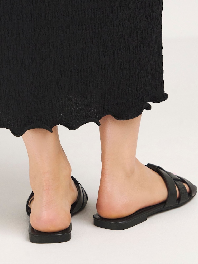 Simply Be Black Woven Flat Sandals In Extra Wide - Image 2 of 4
