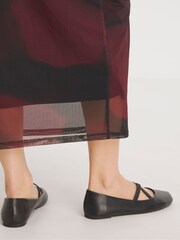 Simply Be Black Cross-Over Margot Stretch Ballerinas in Extra Wide Fit - Image 4 of 4