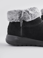 Skechers širok kroj On The Go Joy Savvy Trainers - Slika 5 iz 5