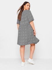 Yours Curve Light Black Floral Print Textured Mini Dress - Image 3 of 5