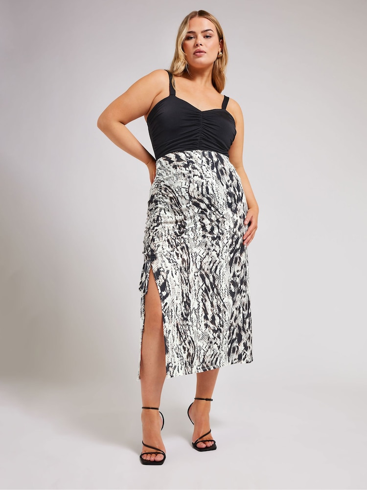 Yours Curve Cream Ruched Skirt - Image 2 of 5