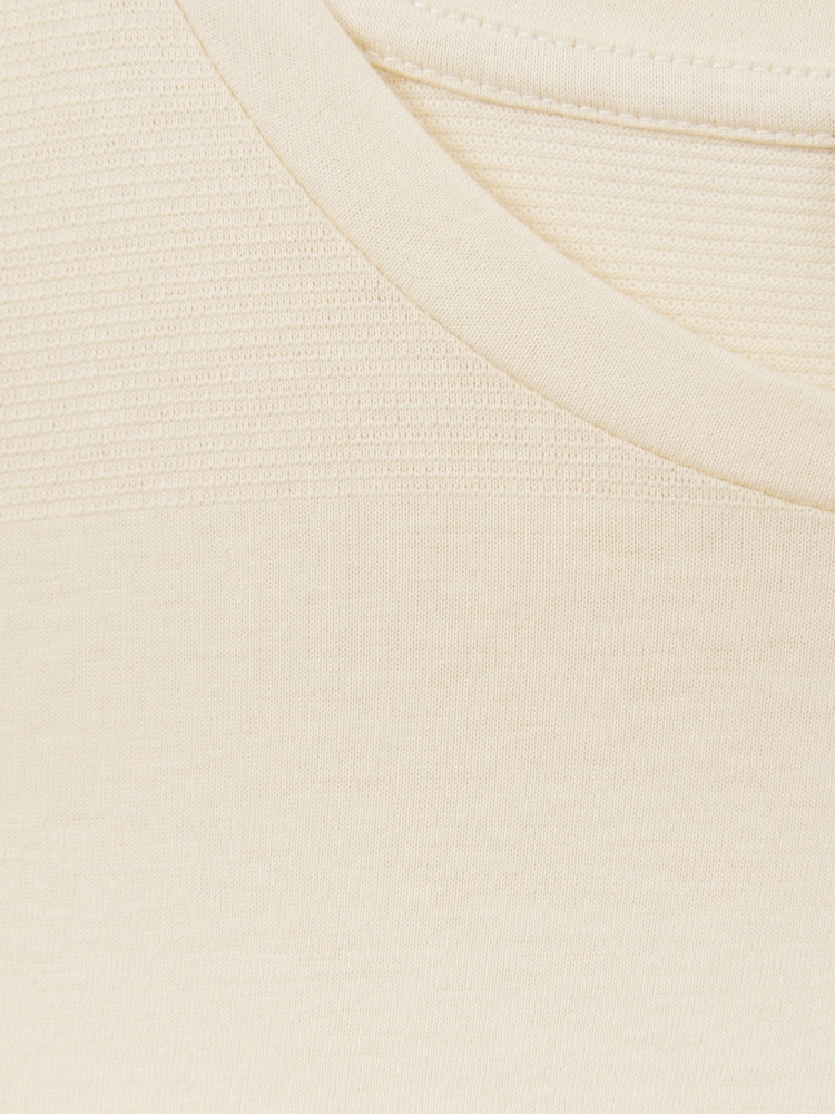 Reiss Ecru Rialto Mercerised Jacquard Crew Neck T-Shirt - Image 5 of 5