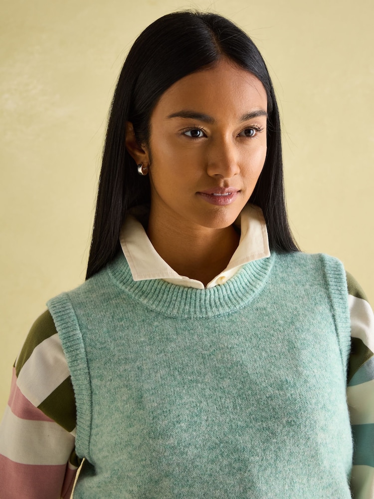 Joules Holly Green Regular Fit Knitted Vest - Image 4 of 7