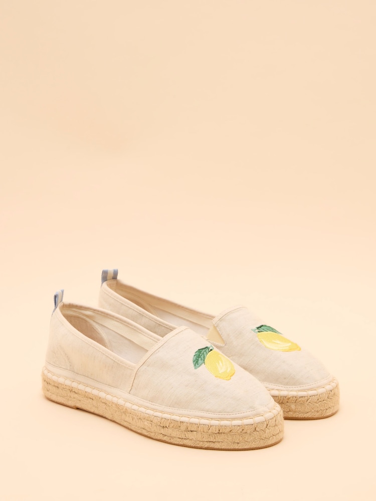 Creme/Zitronen-Print - Joules Shoreline Espadrilles - Bild 2 von 5 Creme/Zitronen-Print - Joules Shoreline Espadrilles - Bild 2 von 5