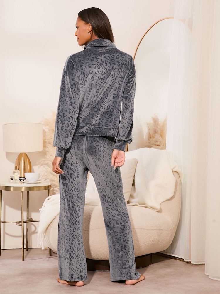 Lipsy Grey Animal Velour Wide Leg Pyjama Set - Image 4 of 4