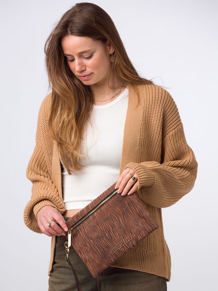 Pure Luxuries London Chalfont Leather Clutch Bag - Image 1 of 7