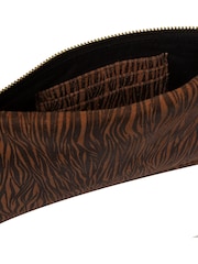 Pure Luxuries London Chalfont Leather Clutch Bag - Image 7 of 7