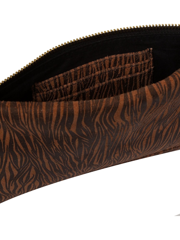 Pure Luxuries London Chalfont Leather Clutch Bag - Image 7 of 7
