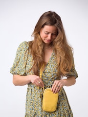 Pure Luxuries London Alaina Nappa Leather Cross-Body Phone Bag - Image 2 of 8