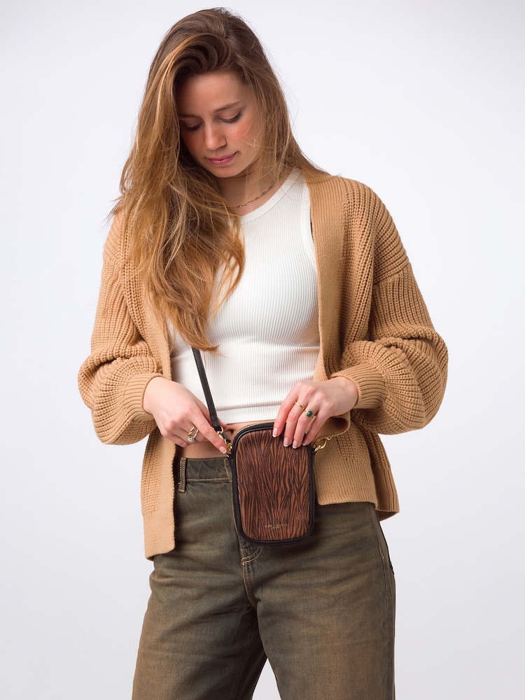 Pure Luxuries London Alaina Nappa Leather Cross-Body Phone Bag - Image 2 of 8