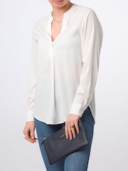 Blau - Pure Luxuries London Wilmslow Clutch aus Nappaleder - Bild 2 von 6