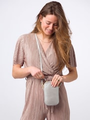 Pure Luxuries London Alaina Nappa Leather Cross-Body Phone Bag - Image 2 of 8