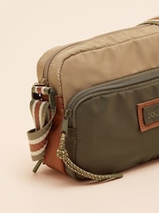 Joules Marlow Brown & Green Nylon Cross-Body Bag - Image 6 of 8