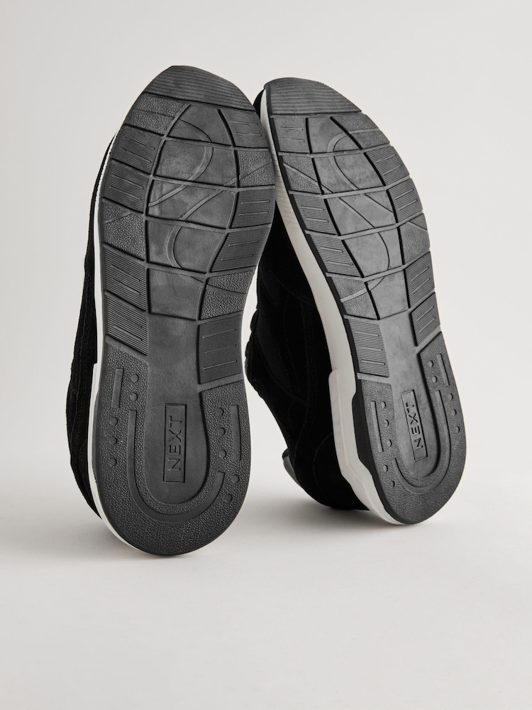 Black Leather Runner Trainers - Image 6 of 6