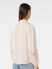 Forever New Cream Annalise Lace Sleeves Blouse - Image 4 of 5