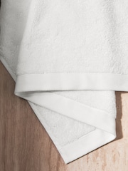 White Luxury Spa Collection Luxe 100% Cotton Towel - Image 5 of 5